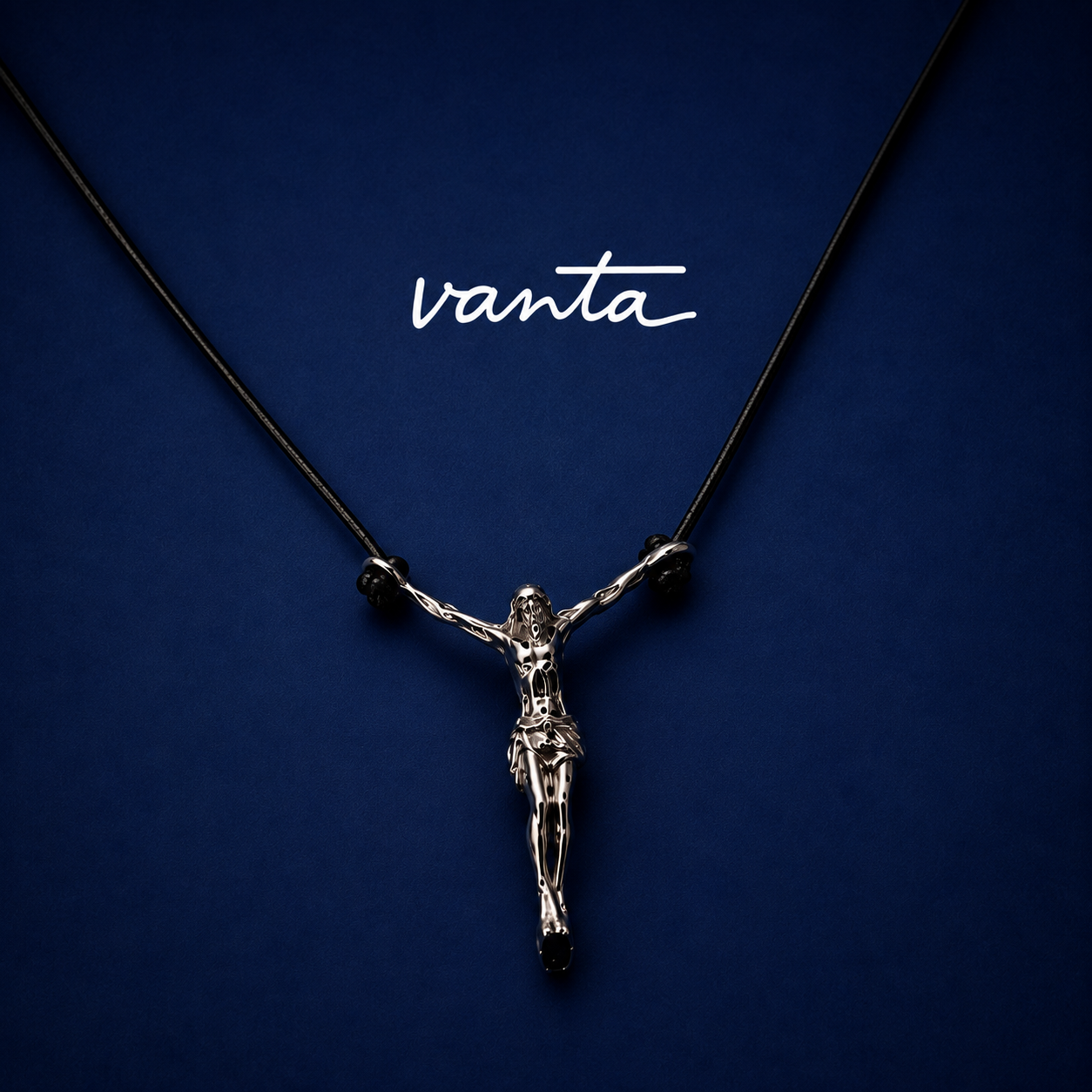 Colar Cristo Guerreiro Vanta em prata sobre ardósia preta